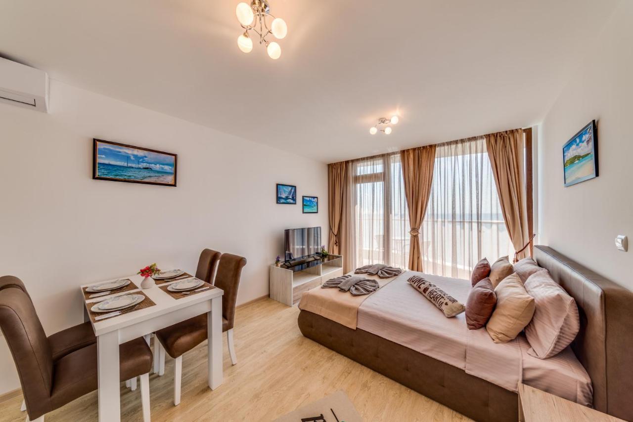 Apartcomplex Golden Bay Ravda Exterior foto